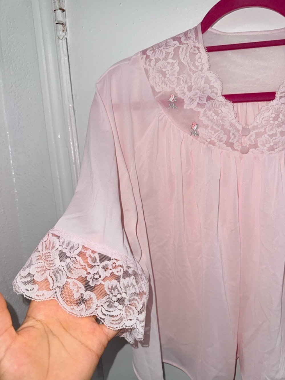 vintage Shadowline pastel pink nylon bed jacket featuring lace trim M - Picture 4 of 6
